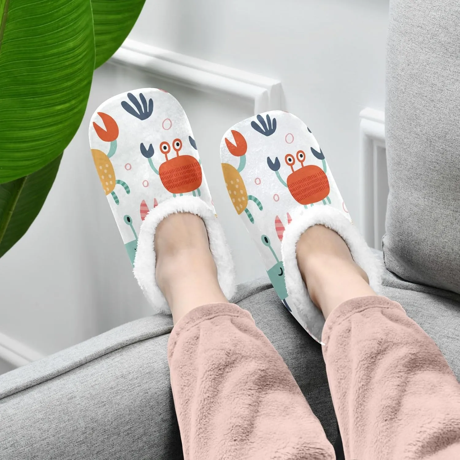 Cartoon Cute Crabs Indoor House Slippers Spa Winter Slipper Home Slippers Soft Memory Foam Slipper Non Slip for Travel Hotel Bedroom Shoes M