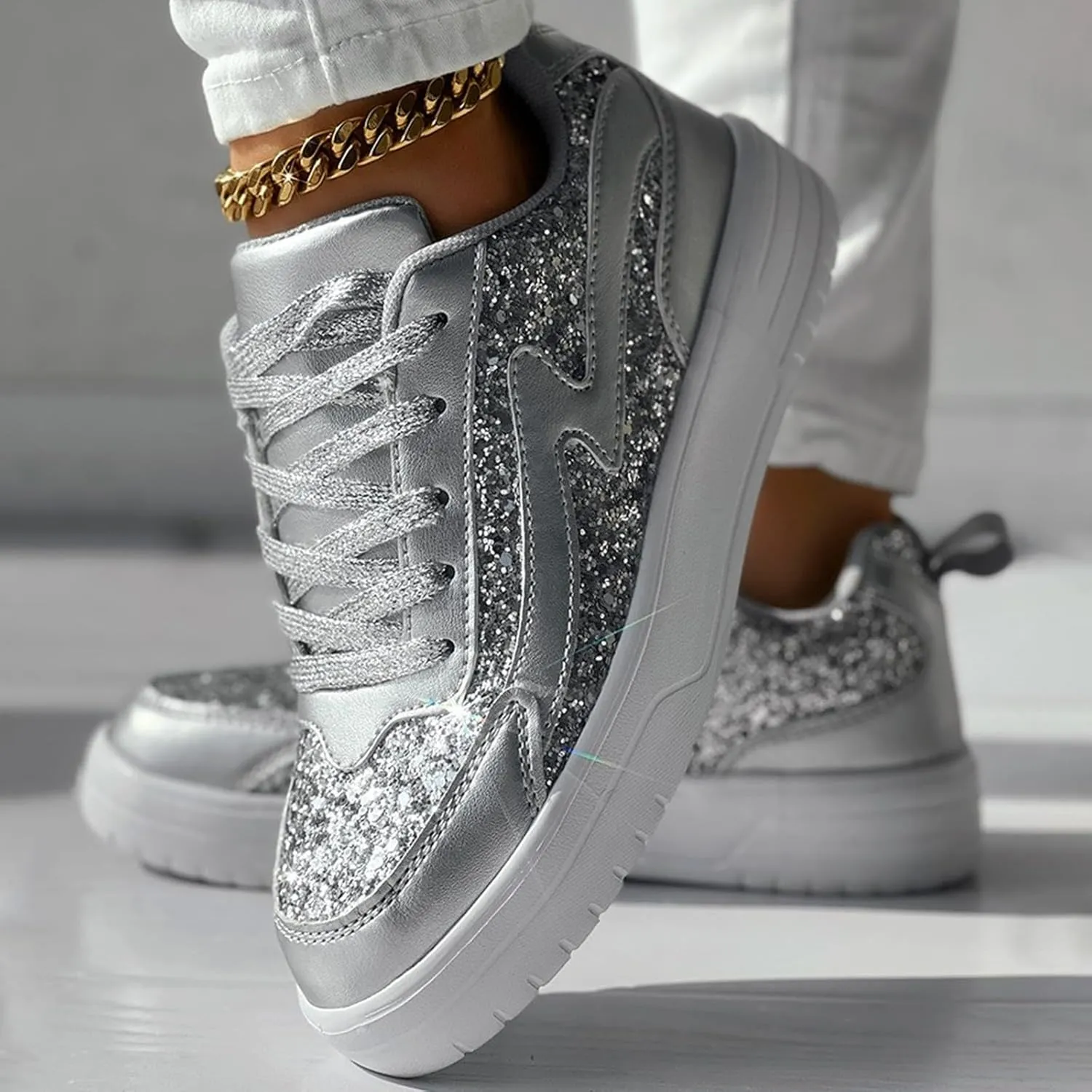 Casual Thick Soled Sneakers New Glossy Fashion Women's Shoes Low Top Lace Up Flat Shoes Couples' Woman's Sandals Size 9