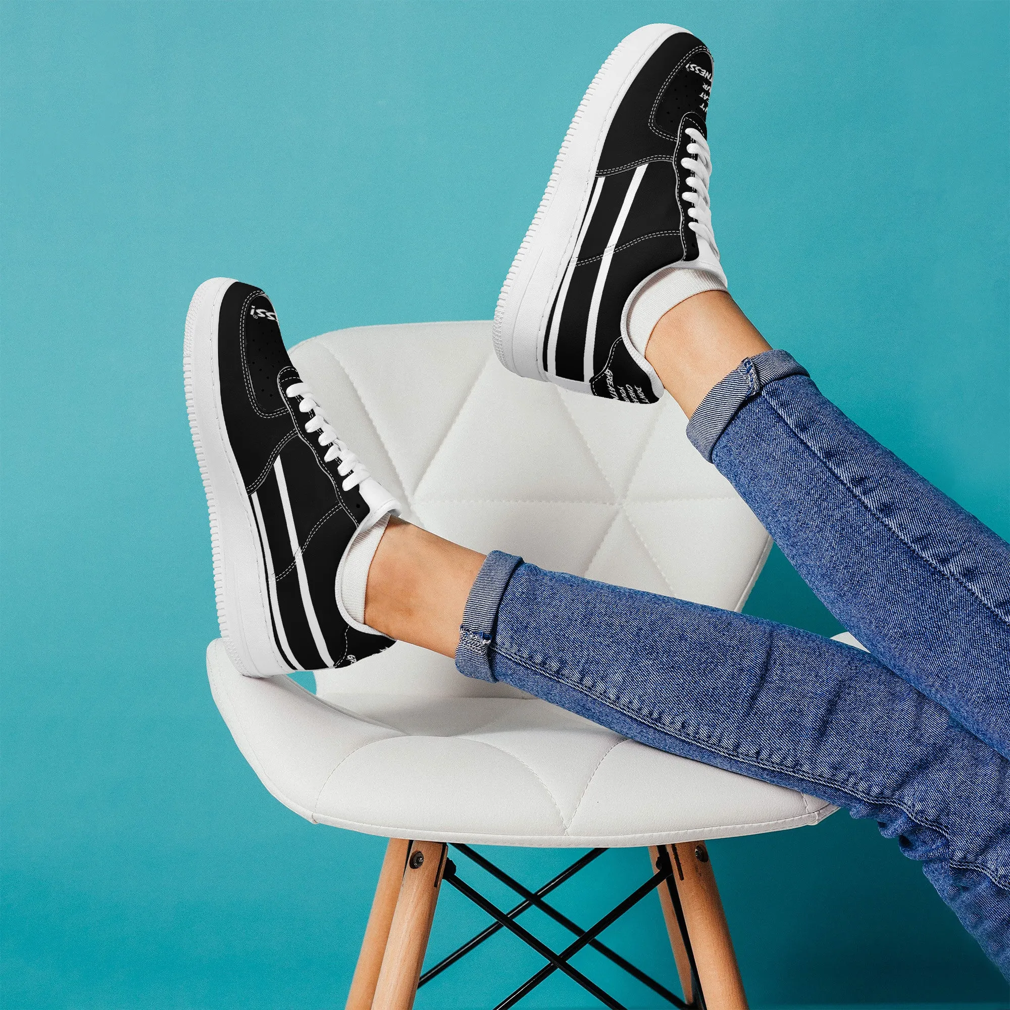 Don't Cheat Your Greatness, Low Top Unisex Sneaker