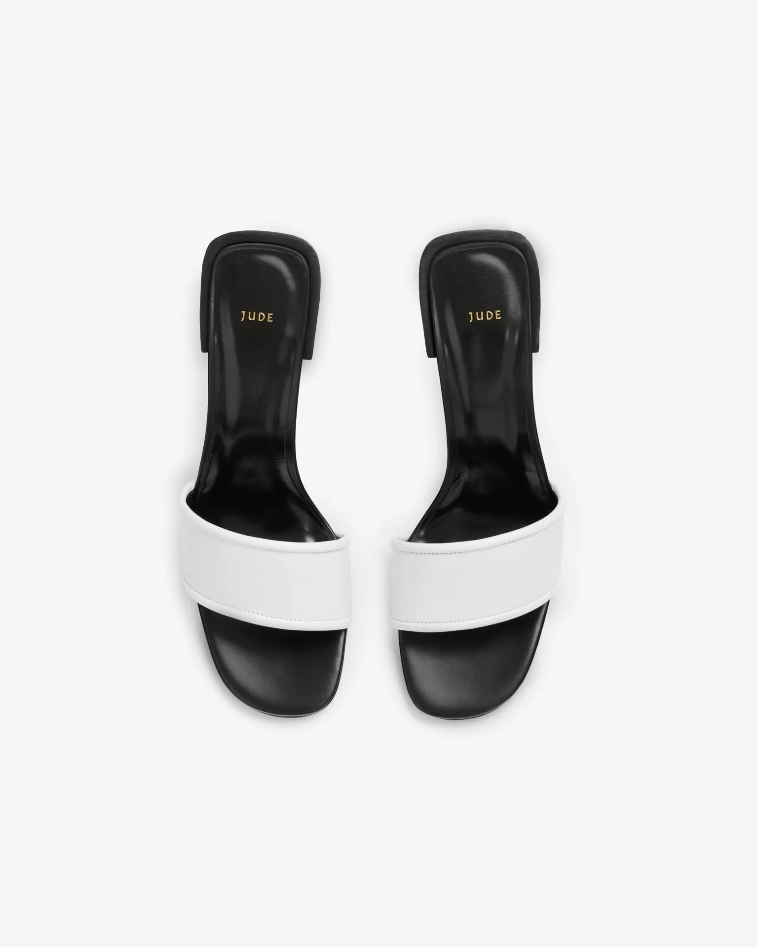 Drive in White and Black Leather