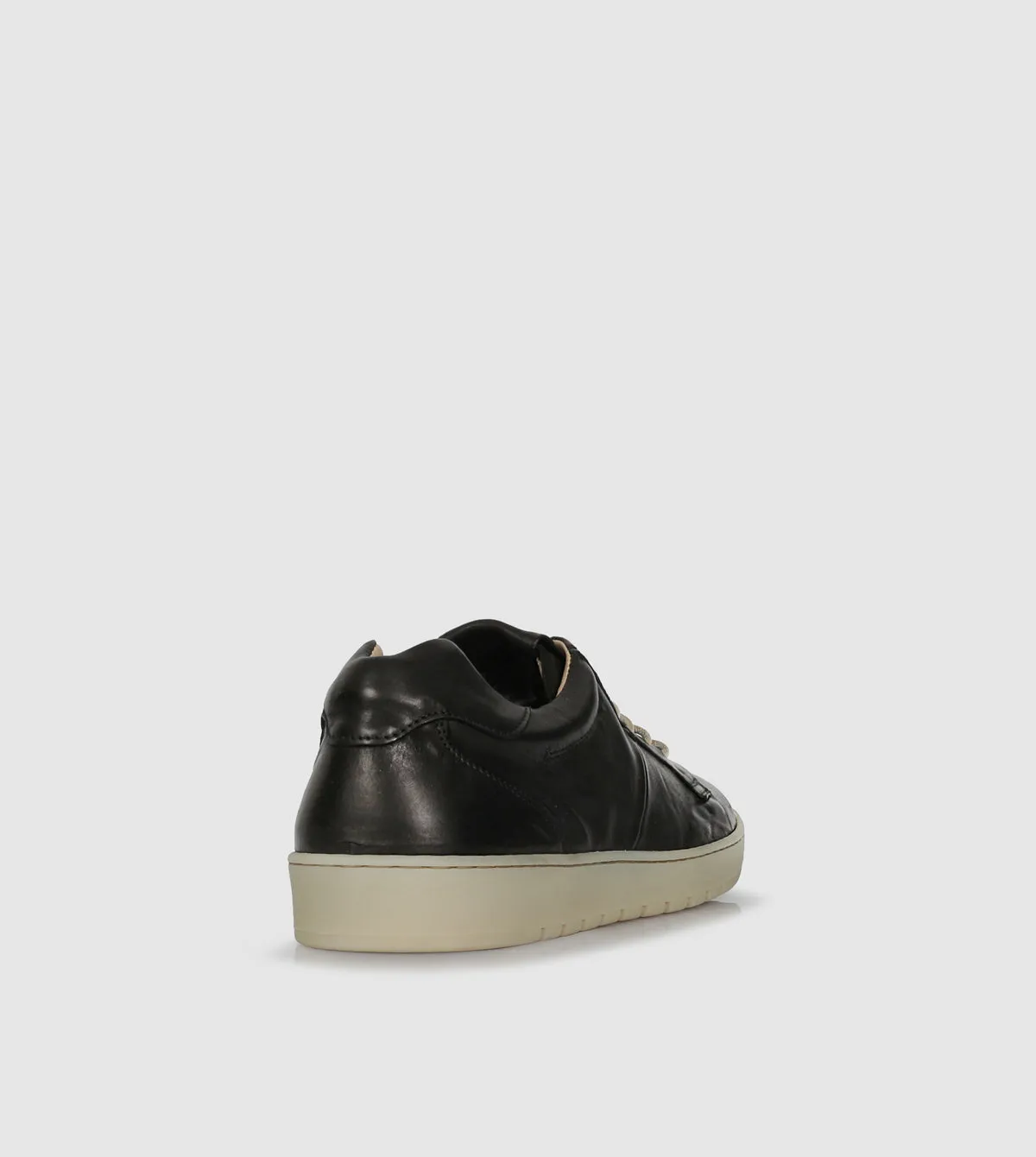 Duvan Low Top sneakers by Brando