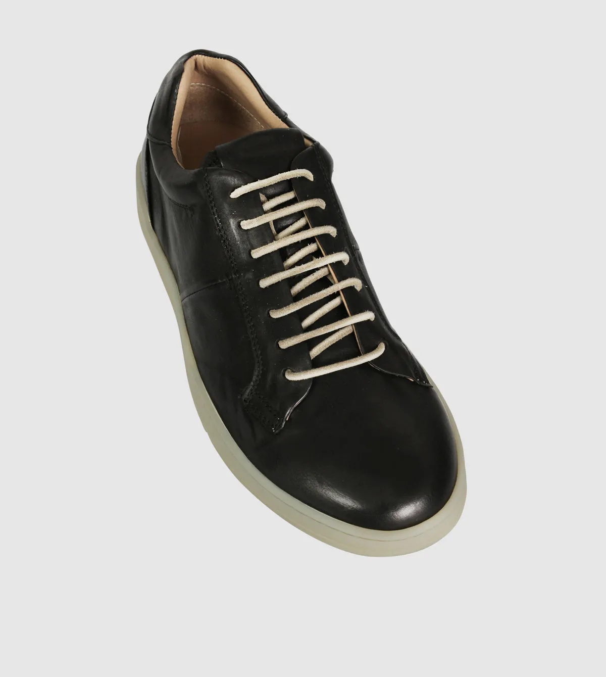 Duvan Low Top sneakers by Brando