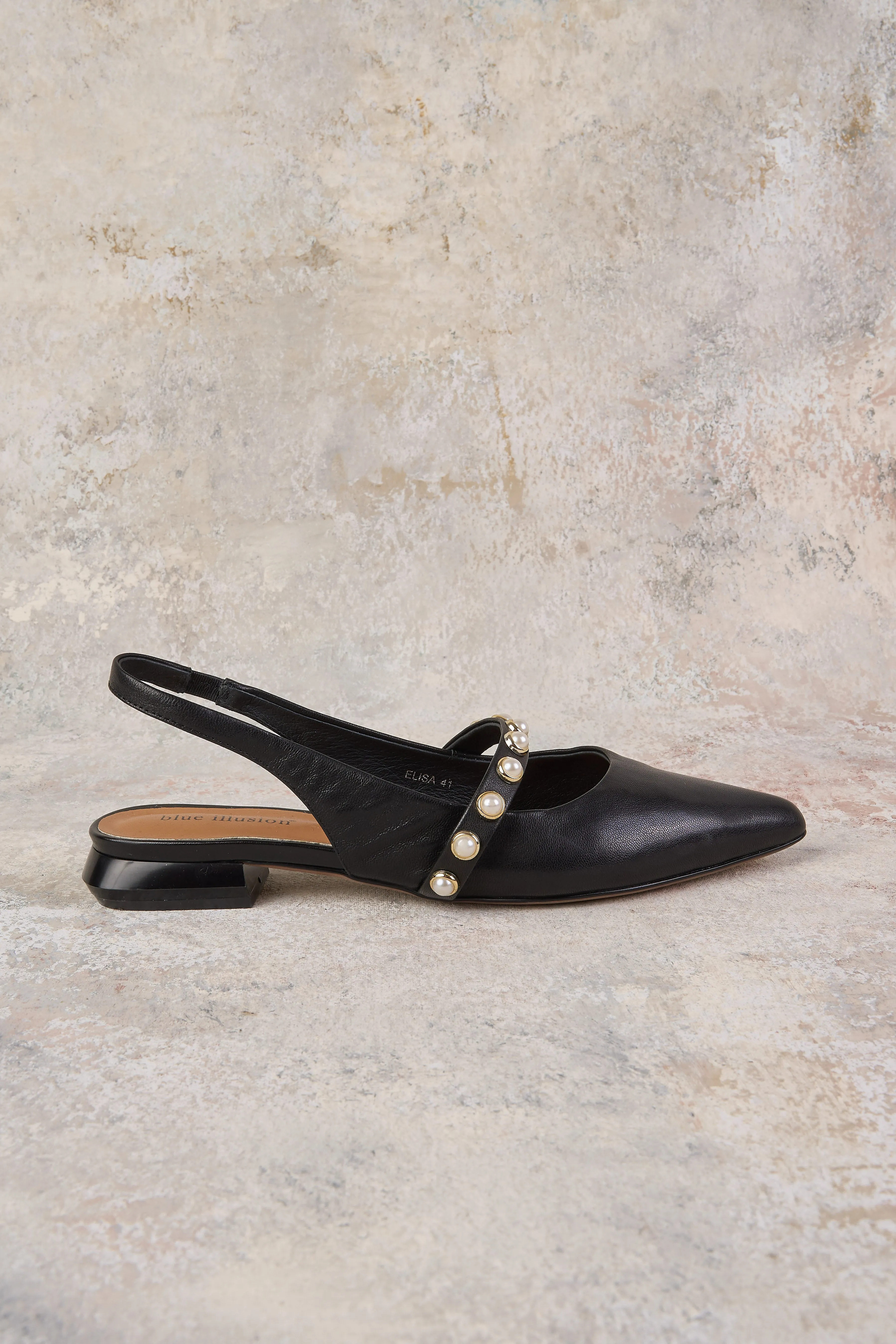 Elisa Pointed Flat - Black