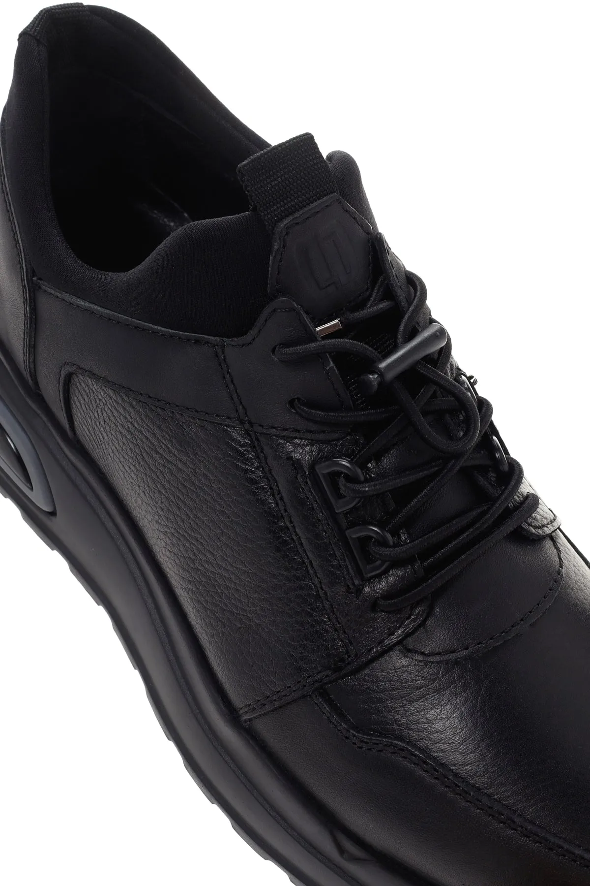 Erkek Siyah Bağcıklı Deri Casual Sneaker