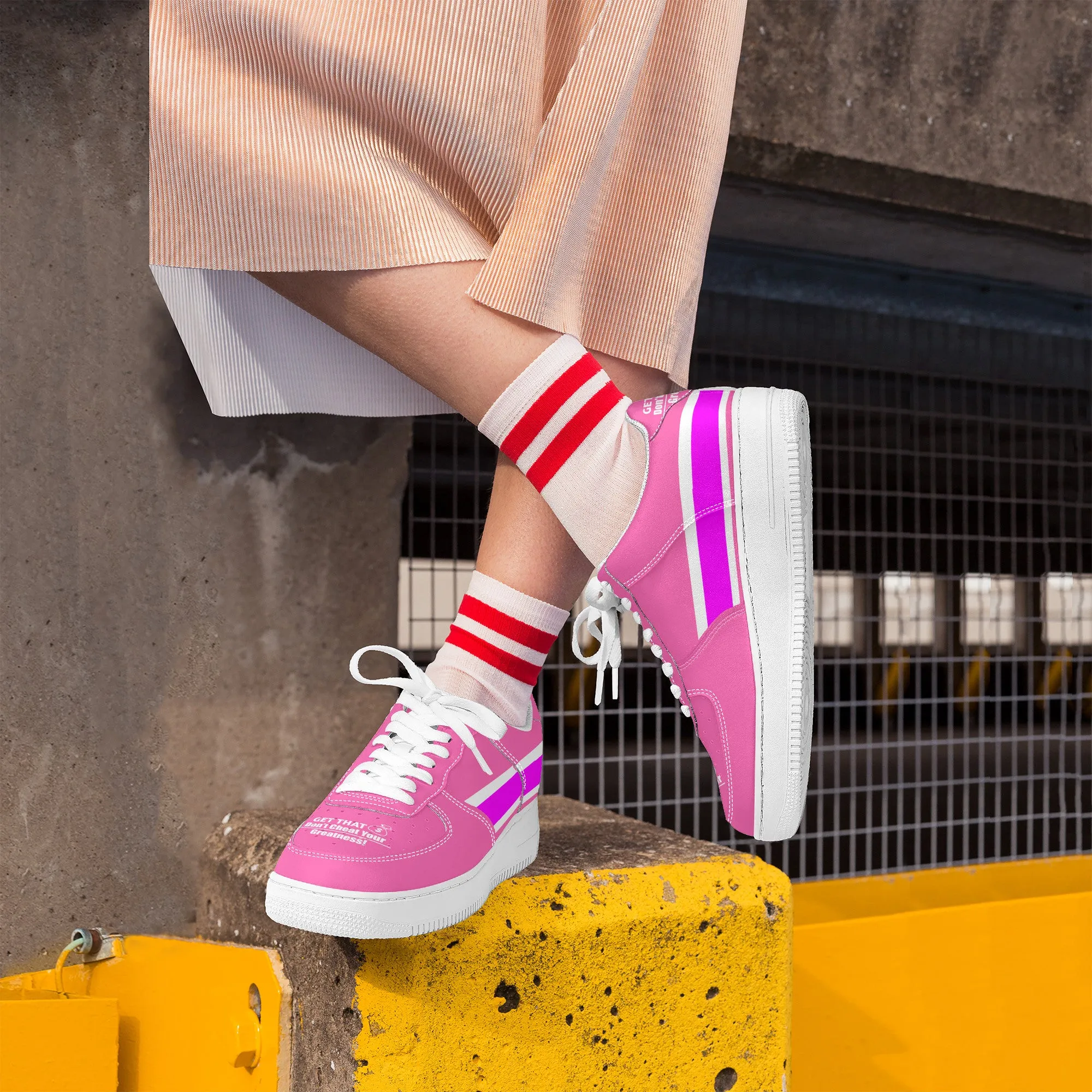 Get That Bag, Low Top Unisex Sneaker
