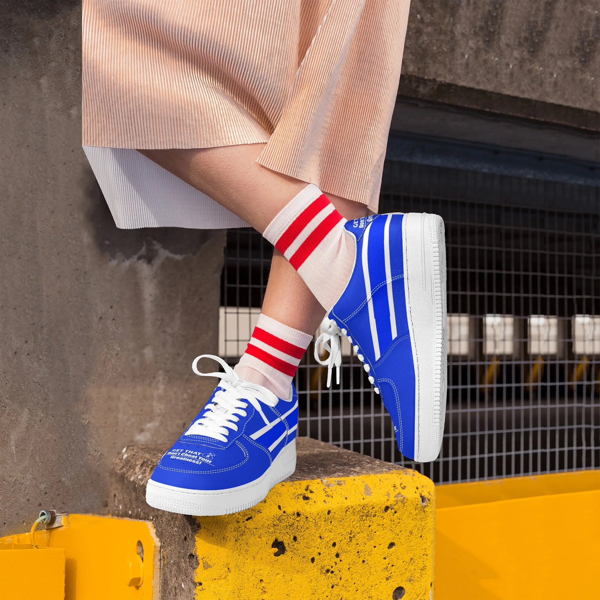 Get That Bag, Low Top Unisex Sneaker
