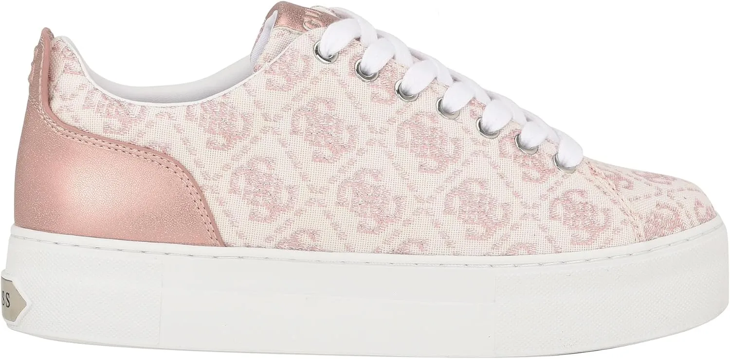 GUESS Women's Giaa6 Sneaker