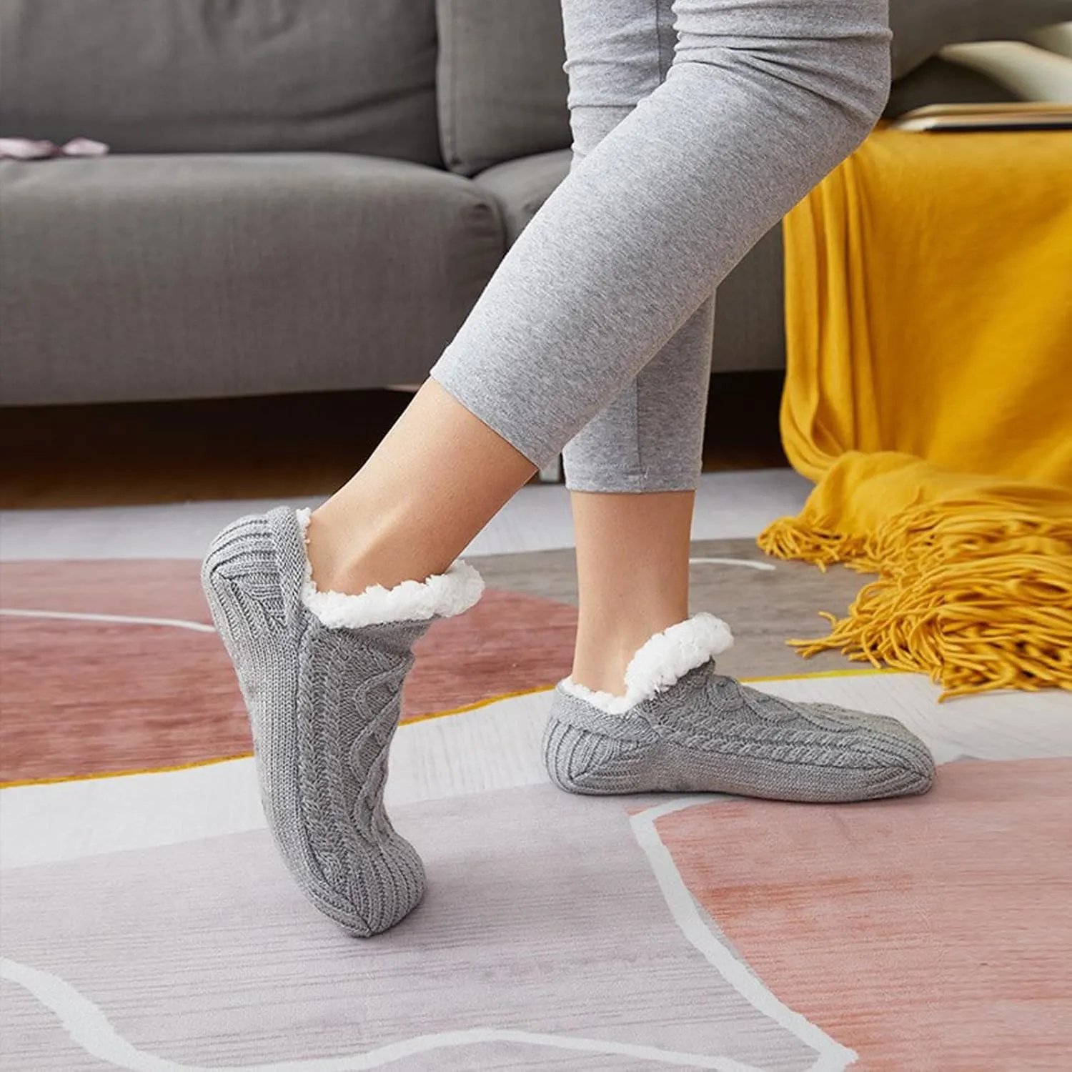 Indoor Non Slip Thermal Socks for Women & Men, Fleece-Lined Non-Slip Thermal Slippers Socks (Black Grey, 14-15)