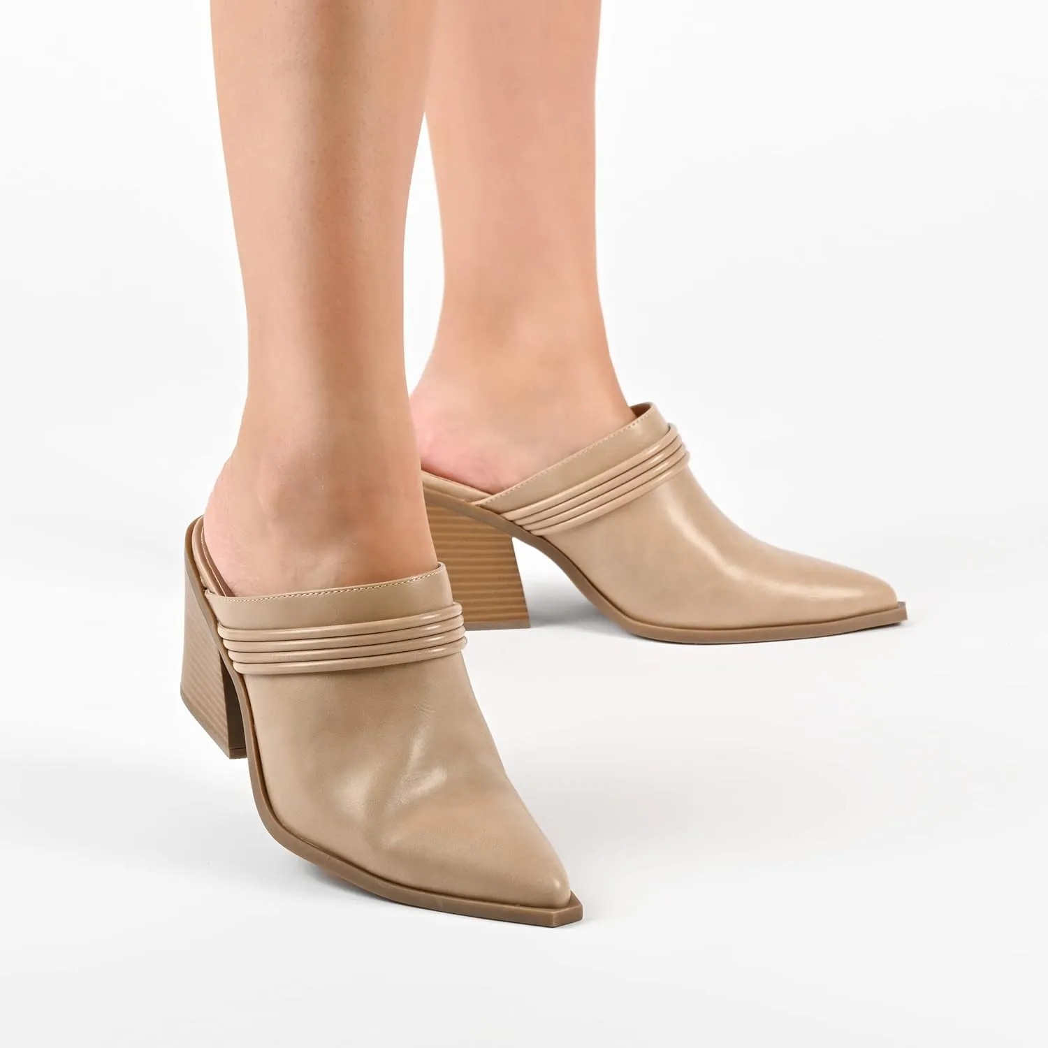 Journee Collection Women's Jinny Pump