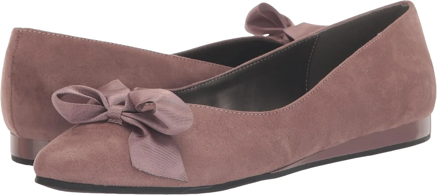 Kenneth Cole REACTION Women's Lily Bow Platform