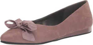 Kenneth Cole REACTION Women's Lily Bow Platform
