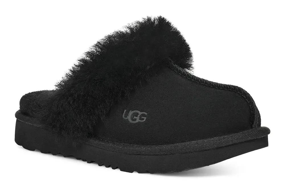 Kids’ UGG Cozy II – Soft & Fluffy Slip-On Slipper for Indoor & Outdoor Wear
