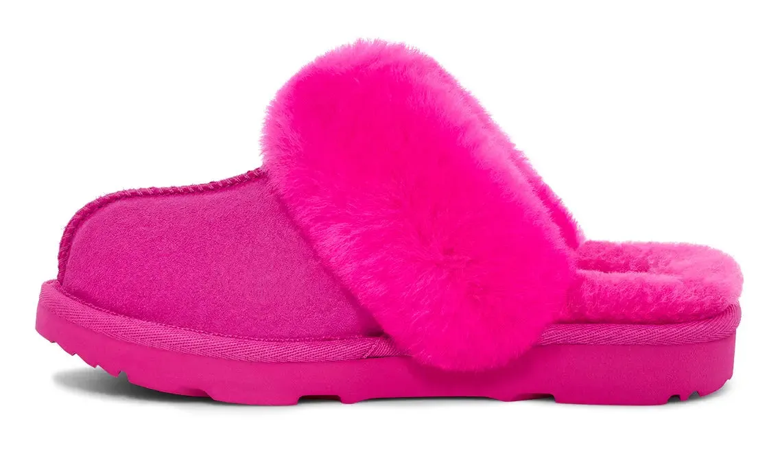 Kids’ UGG Cozy II – Soft & Fluffy Slip-On Slipper for Indoor & Outdoor Wear