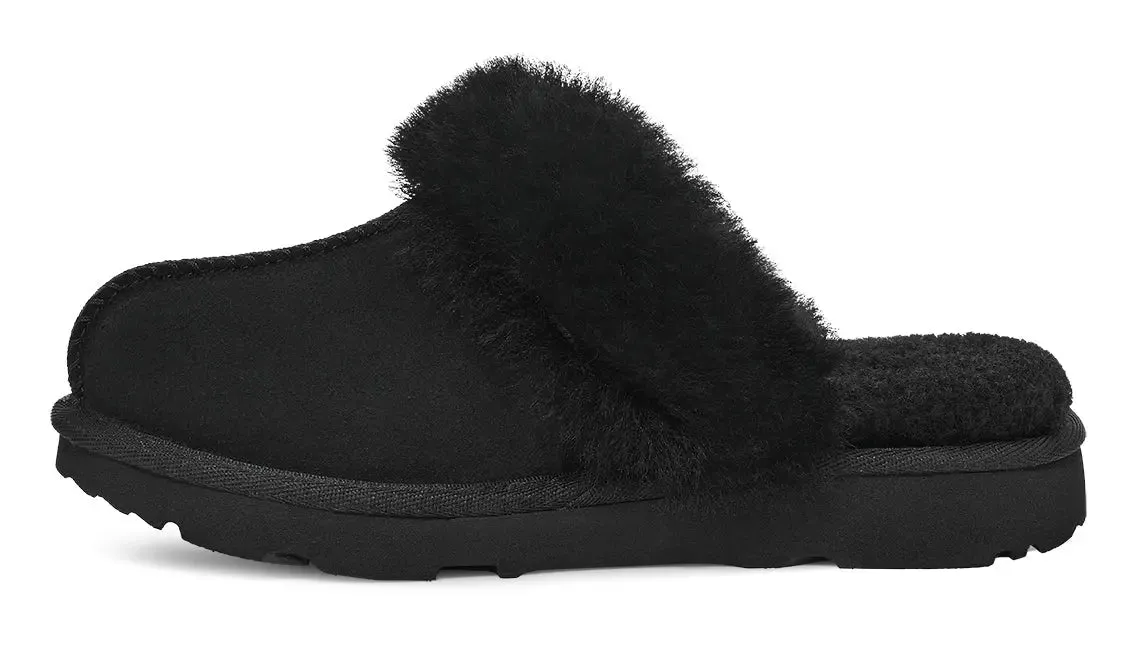 Kids’ UGG Cozy II – Soft & Fluffy Slip-On Slipper for Indoor & Outdoor Wear