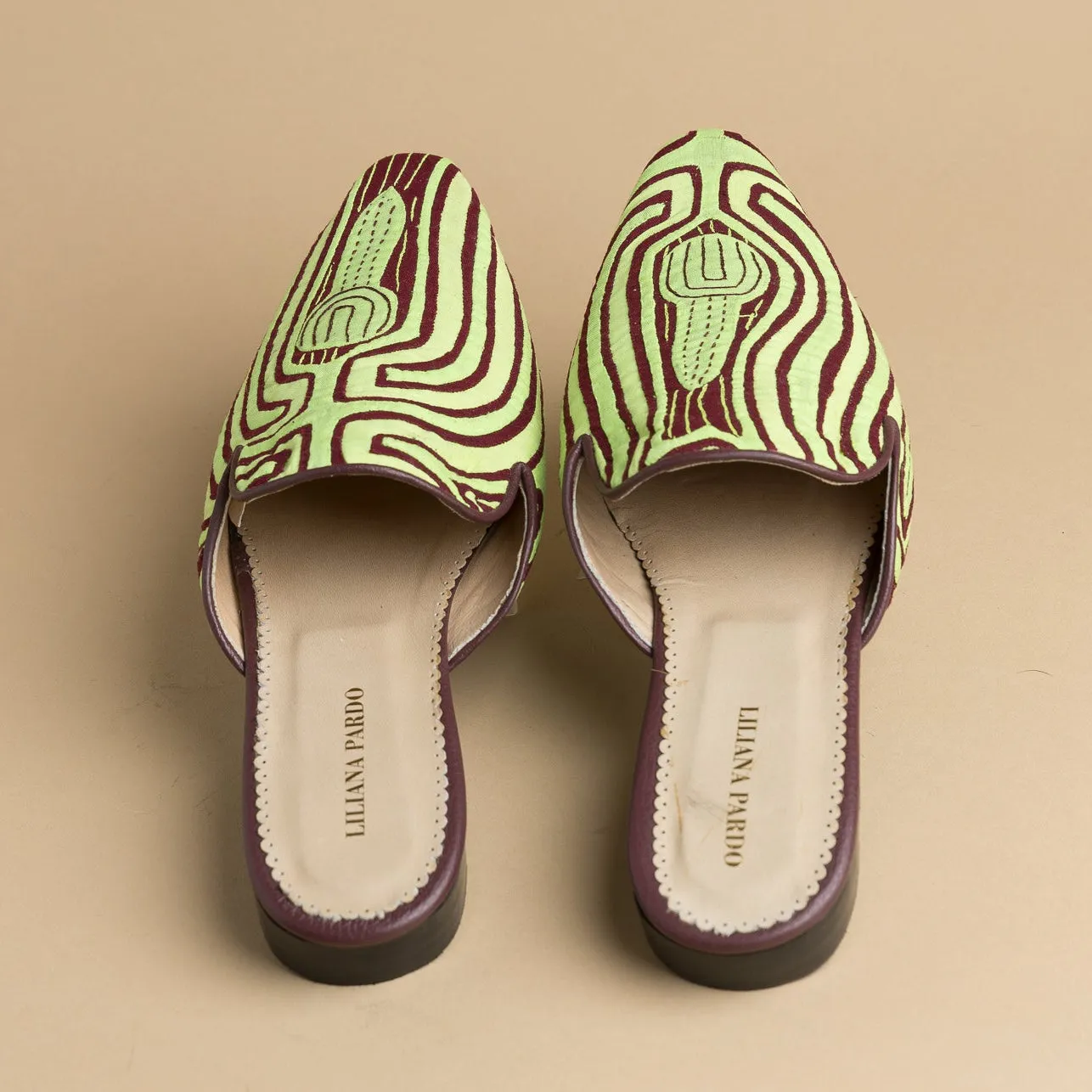 Mola Mules | Wine Green