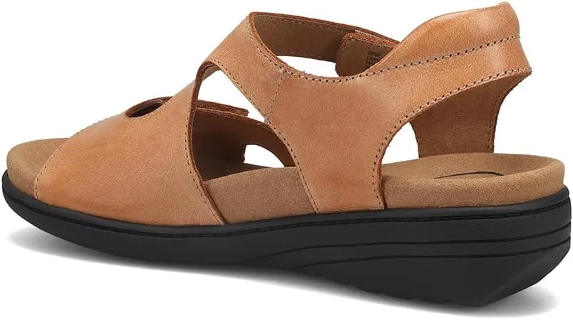 Taos Footwear Women's Serene Sandal
