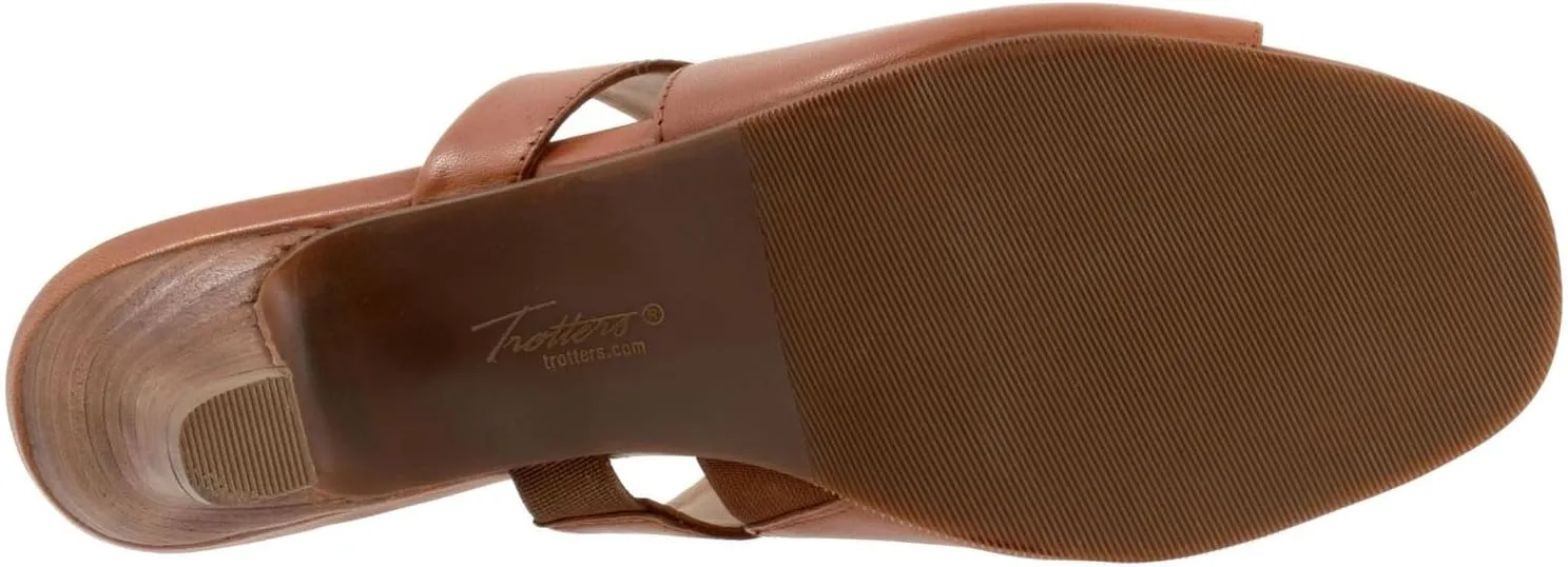 Trotters Women's Ninette Heeled Sandal