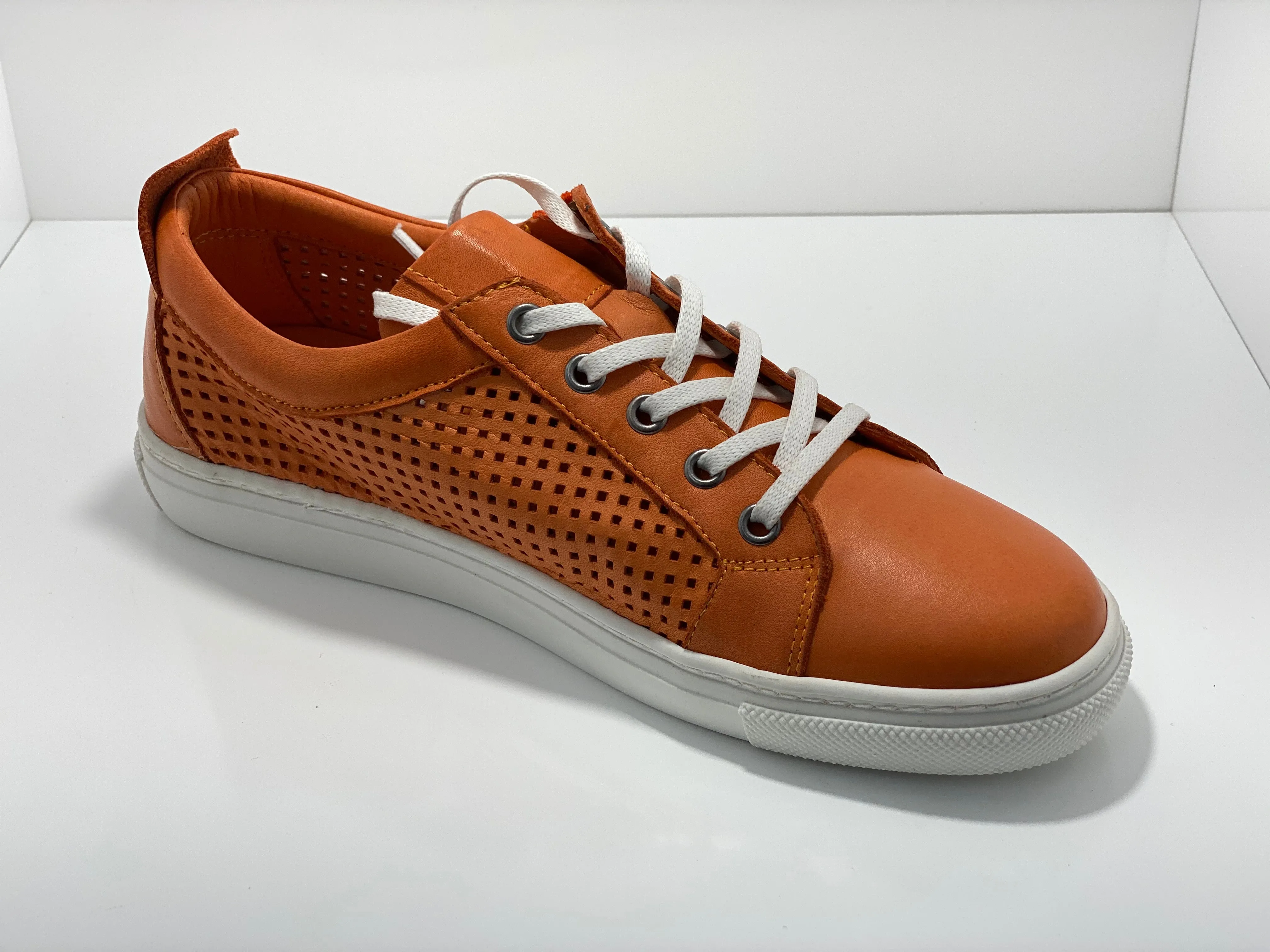 Wizard Zip & Lace Casual Sneaker