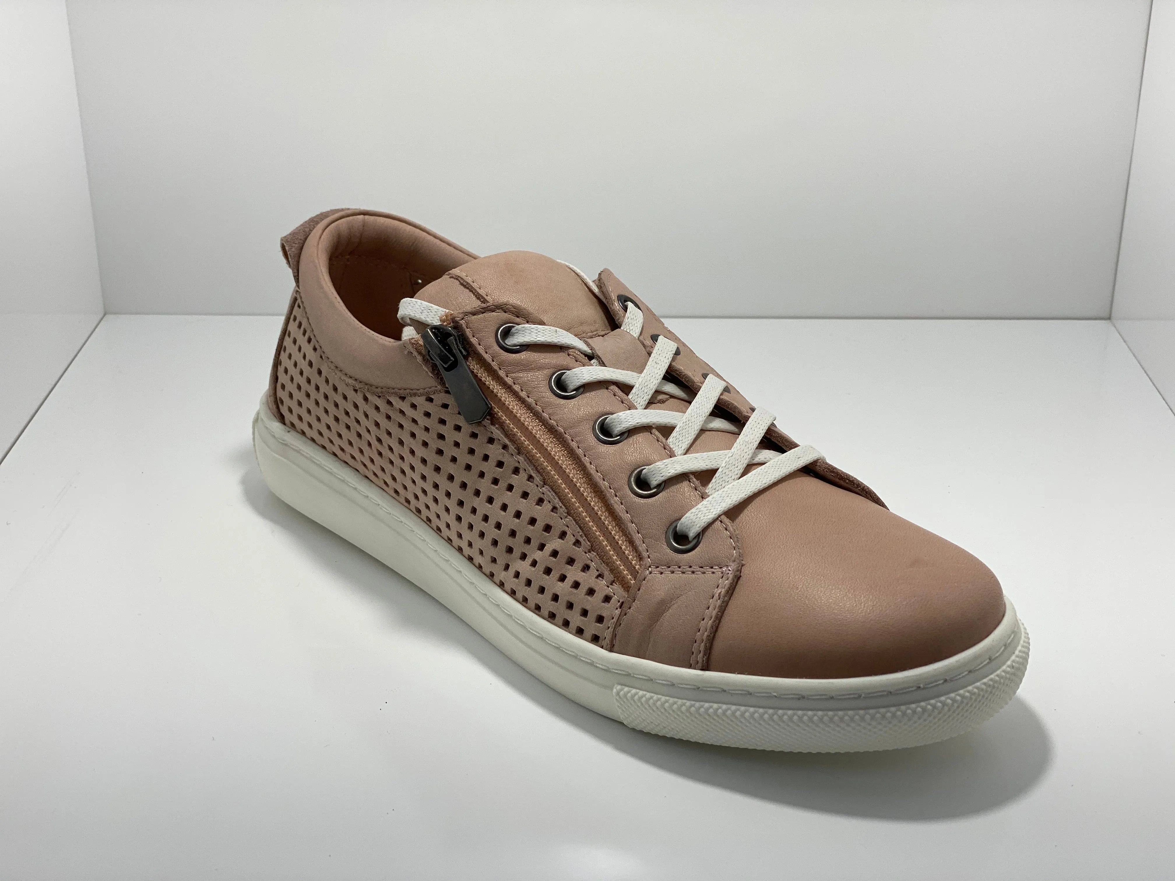 Wizard Zip & Lace Casual Sneaker