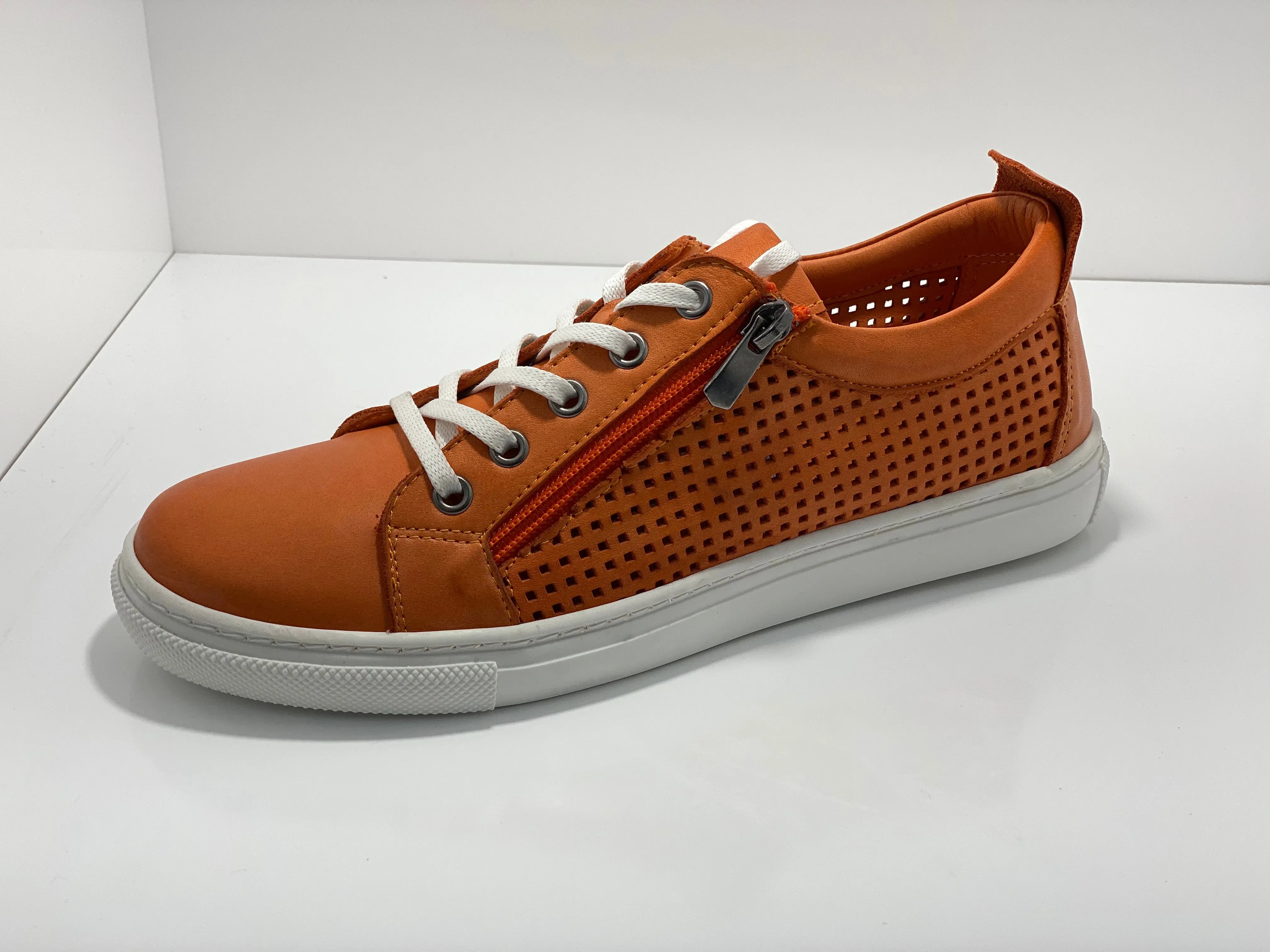 Wizard Zip & Lace Casual Sneaker