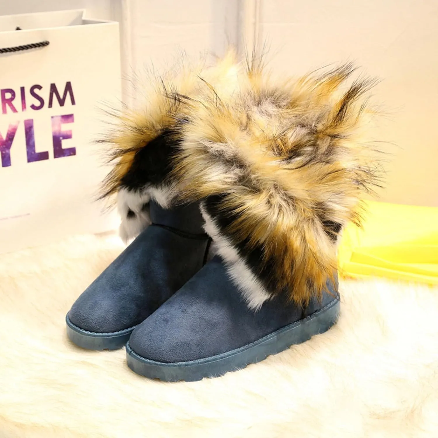 Women's Faux Fur Winter Snow Boot Suede Furry Fluffy Short Ankle Boots Warm Comfortable Outdoor Flat Mid-Calf Boots