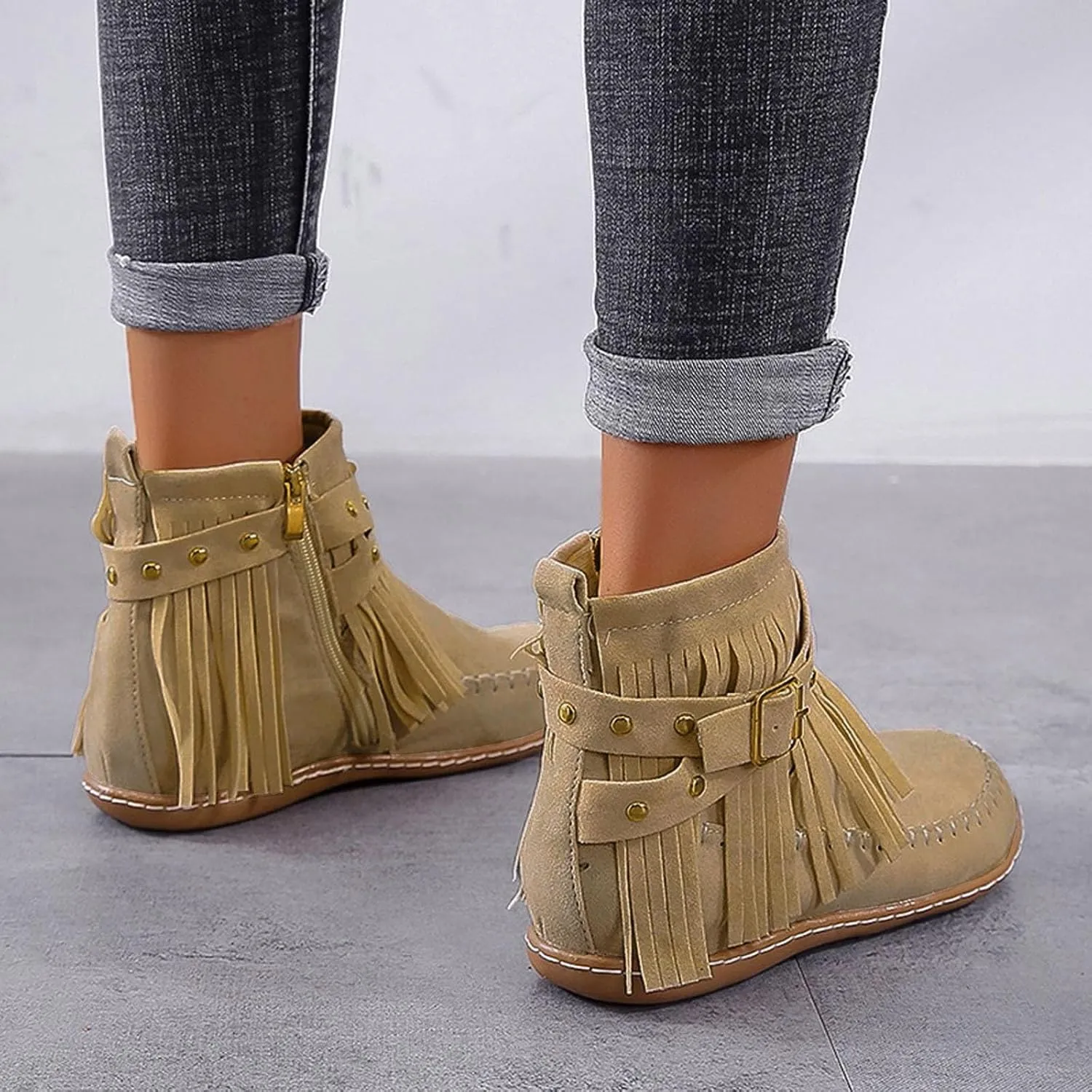 Women's Fringe Side-Zip Boot,Women's Suede Fringe Ankle Boots Wide Round Toe Flats Winter Warm Fashionable Western Outdoor Short Boots Boho Tassel Studded Slip On Booties with Zipper