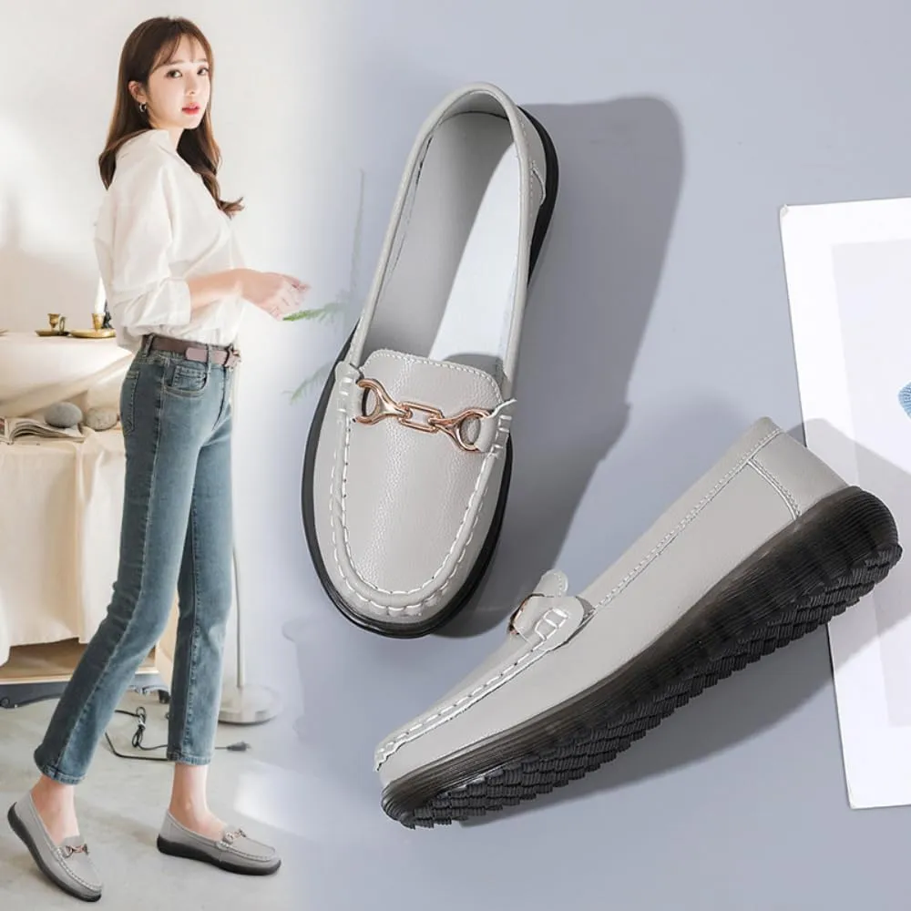 Womens Round Toe Wide Shoes Breathable Lightweight Loafers for Elderly Women Walking Nurse Work Flat Slip-On Shoes