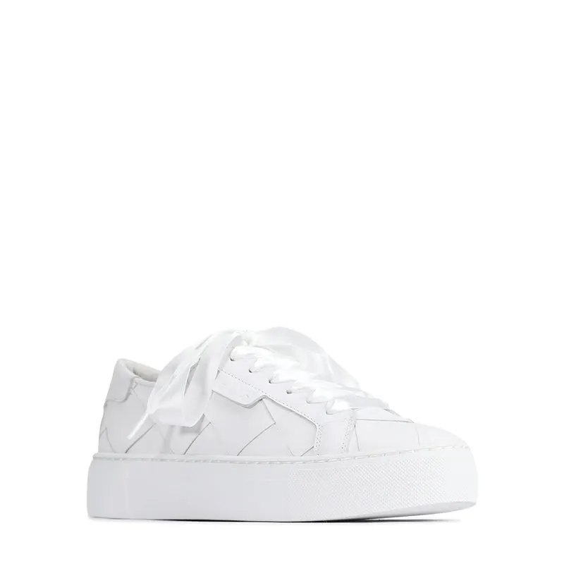 WOVEN Sneaker