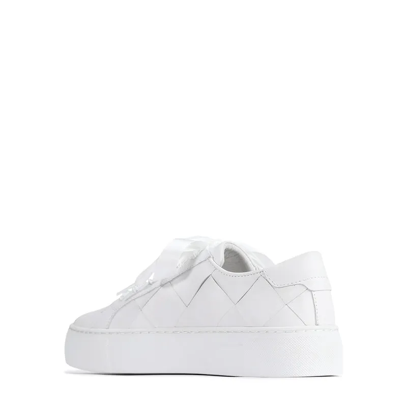 WOVEN Sneaker