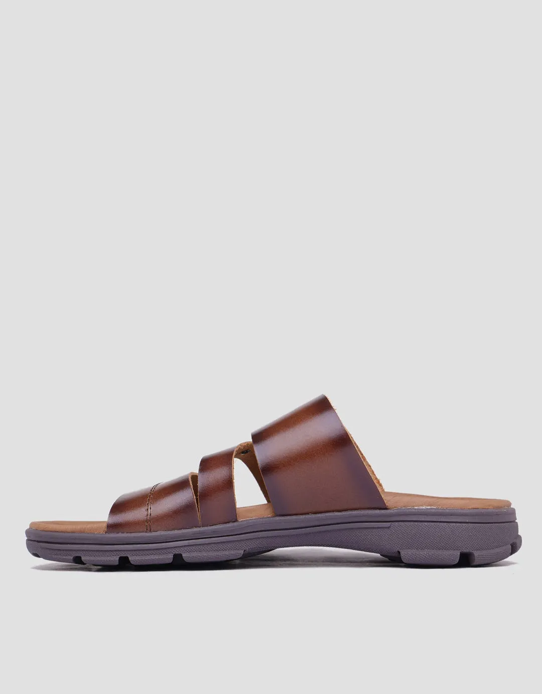 Yongki Komaladi Buckle Sandal Slipper Pria